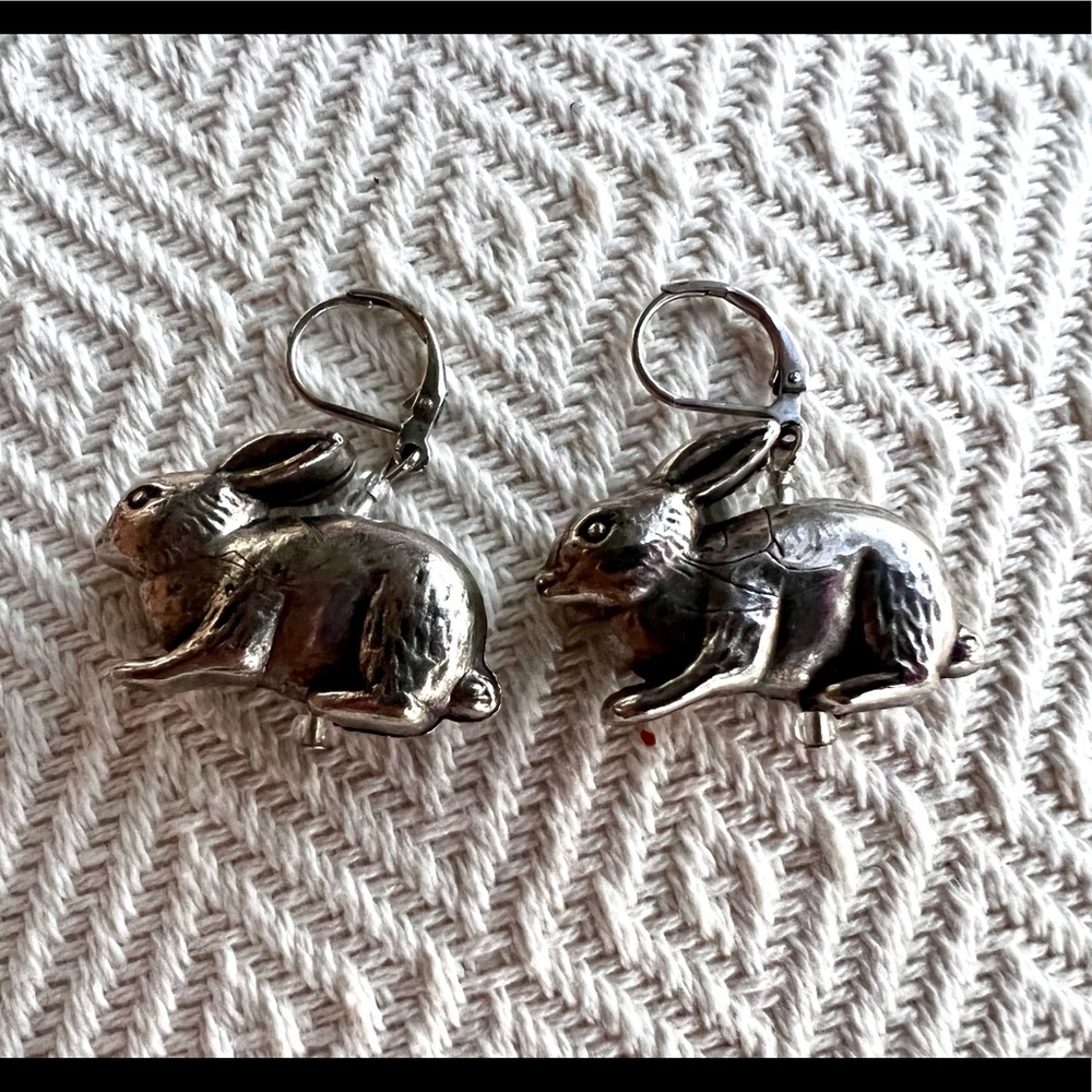 SUSAN SHAW 925 Silver Plated Rabbit/Bunny Earrings